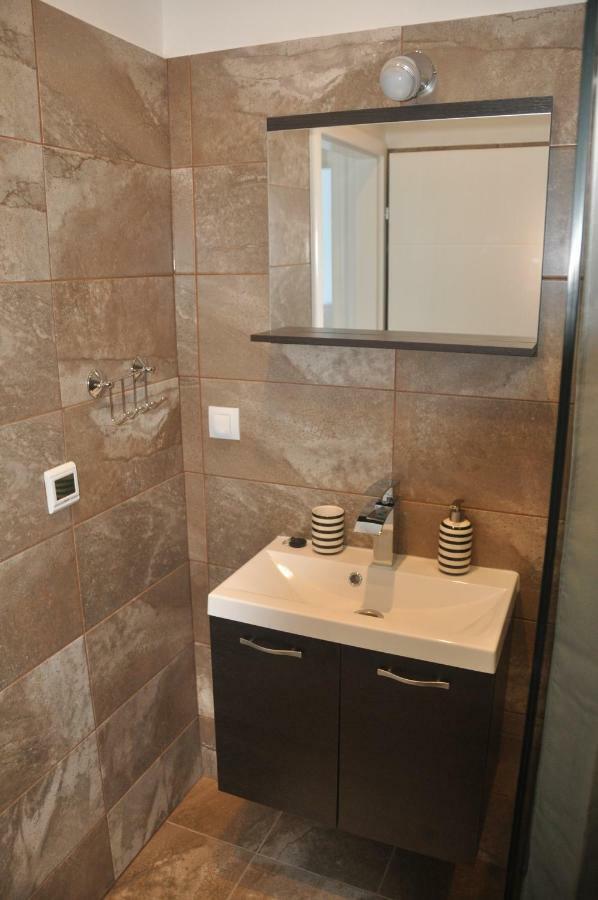 Anna Apartment مارينا المظهر الخارجي الصورة