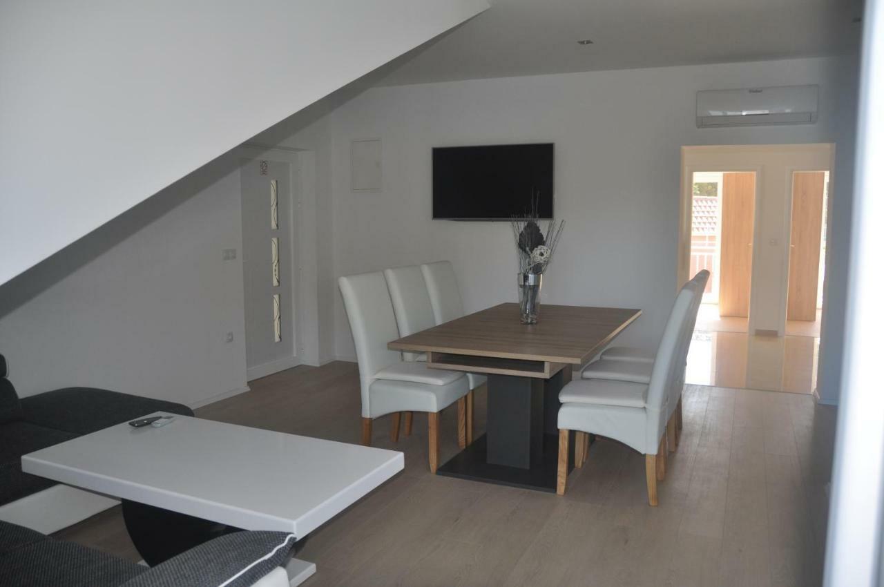 Anna Apartment مارينا المظهر الخارجي الصورة